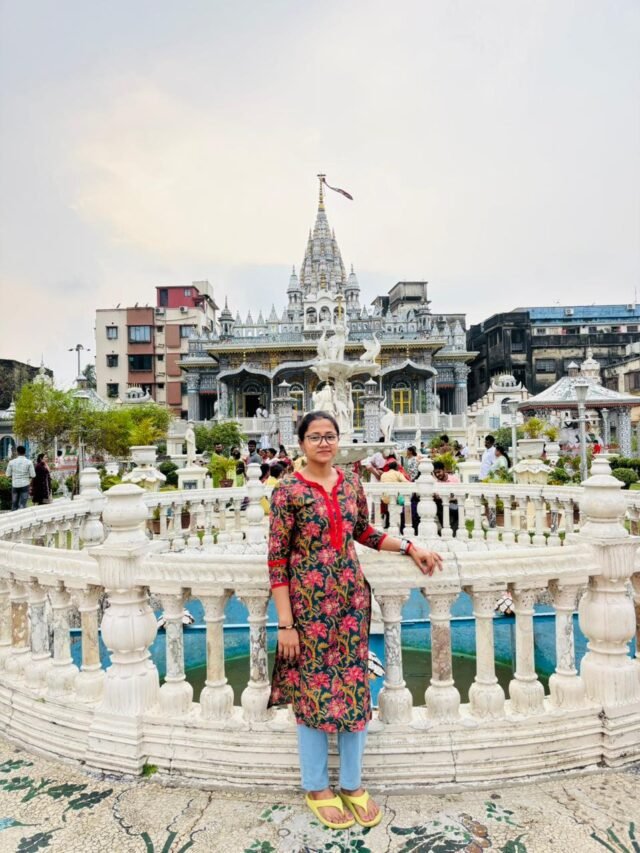 Pareshnath Jain Temple, Kolkata – A Peaceful Blend of Spirituality and Stunning Architecture