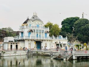 Parasnath Jain Temple in Kolkata