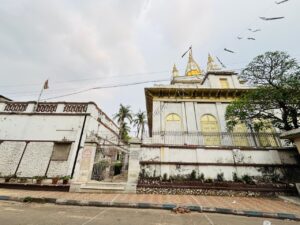 Parasnath Jain Temple in Kolkata